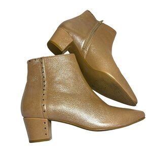 Seychelles Wake Up Metallic Shimmer Blush Pink Booties Sz 9.5